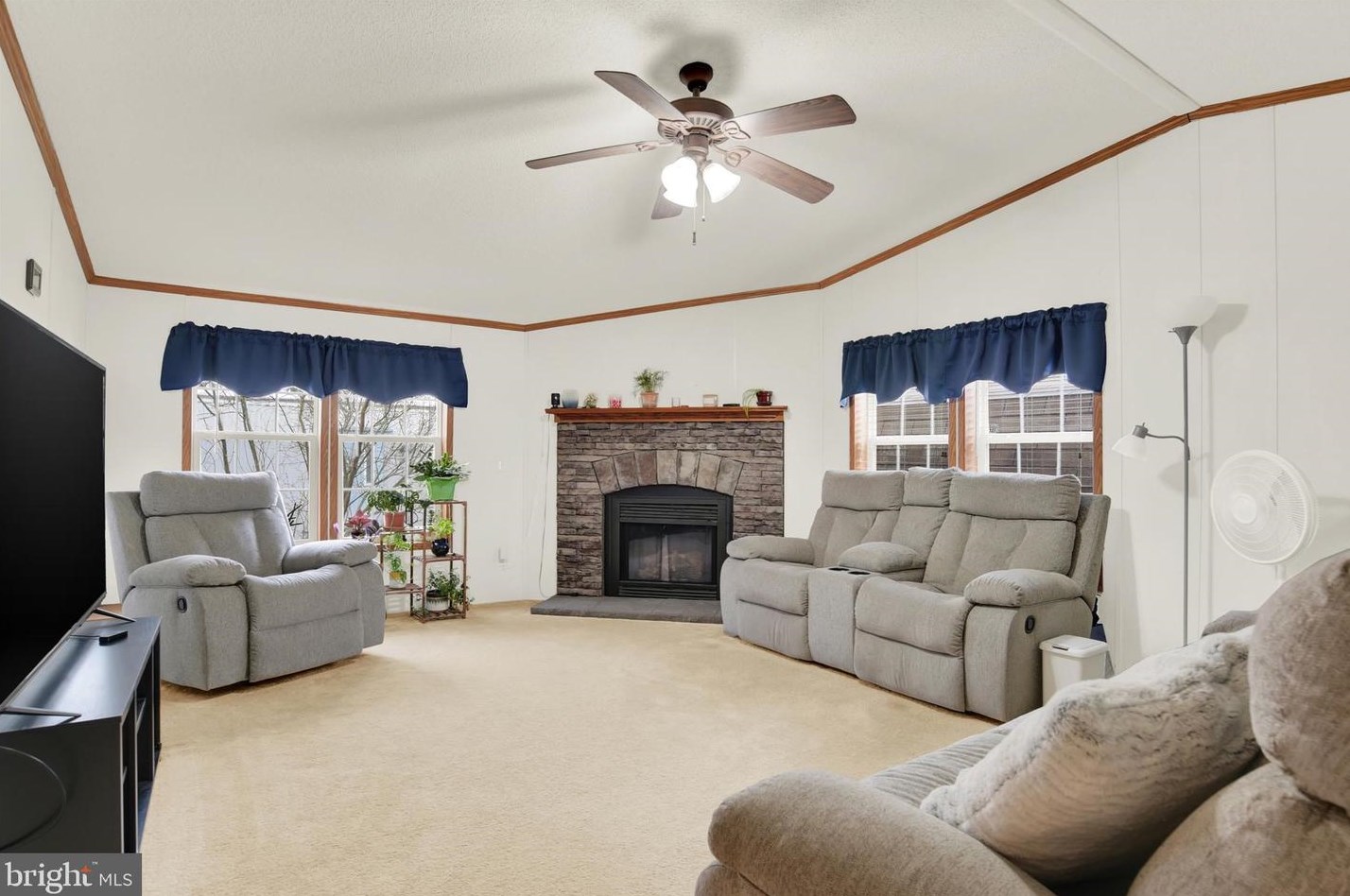 45 Cherry Ln, Carlisle, PA 17015
