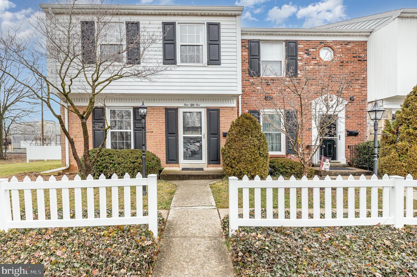 155 W Vine St, Camp Hill, PA 17011