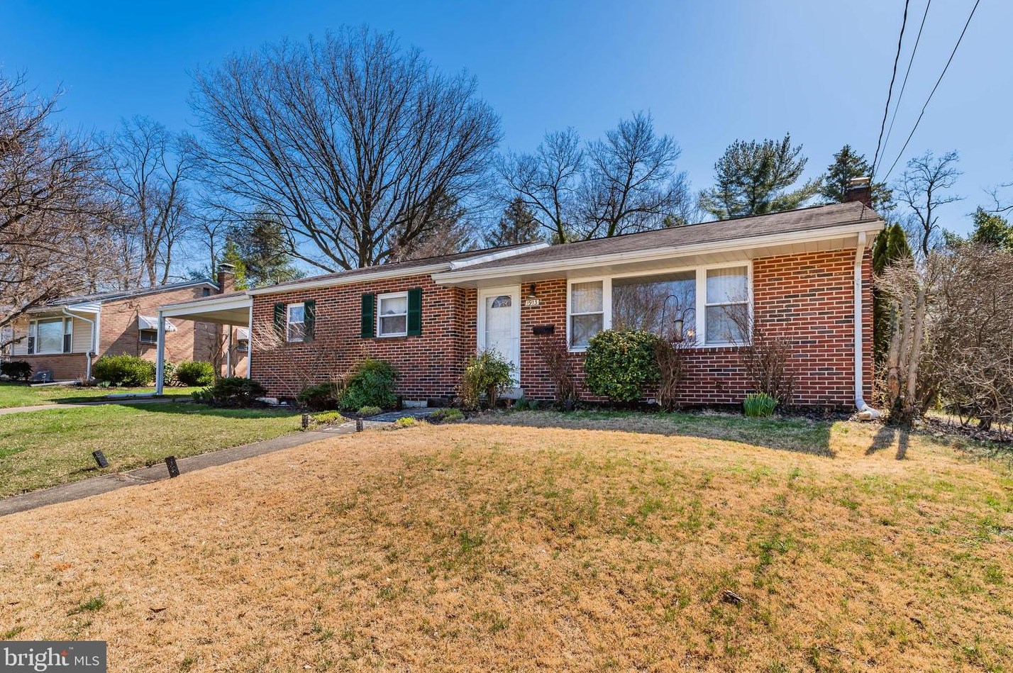 1913 Logan St, Camp Hill, PA 17011-3844