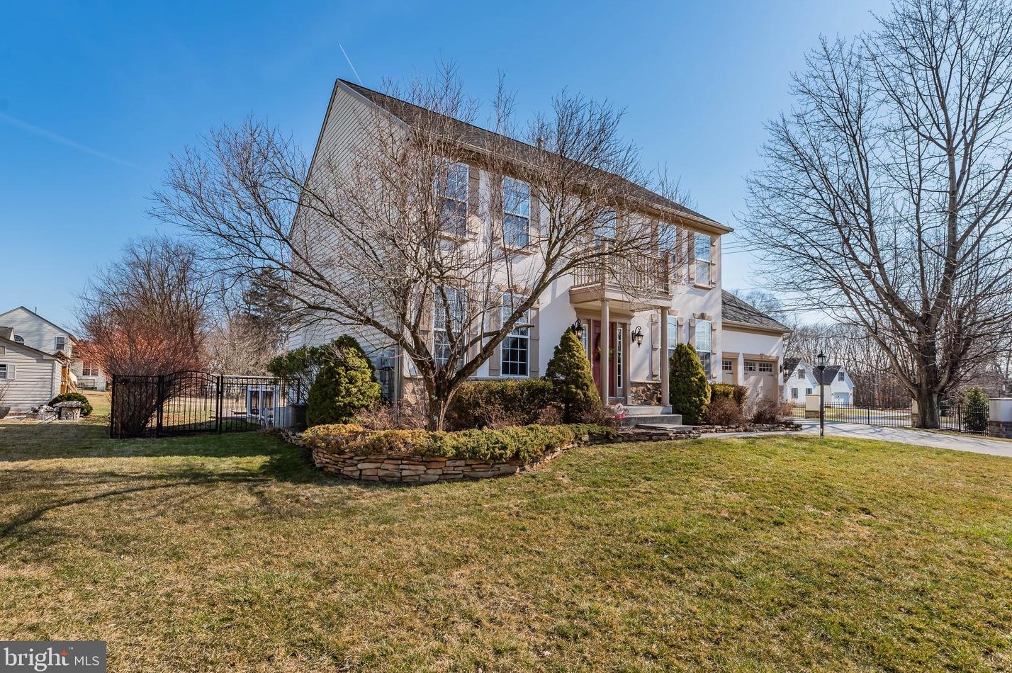 2 Ginger Dr, Navy Sup Dpt, PA 17050