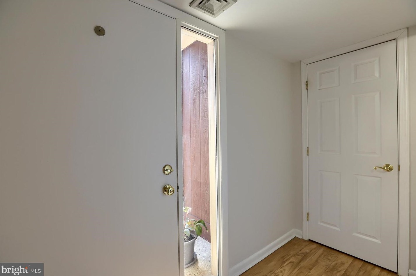 811 Lee Ct, West Enola, PA 17025