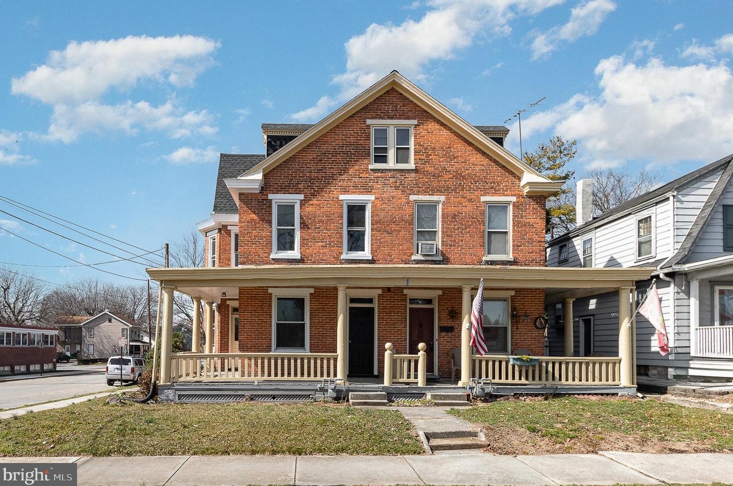 500 N College St, Carlisle, PA 17013