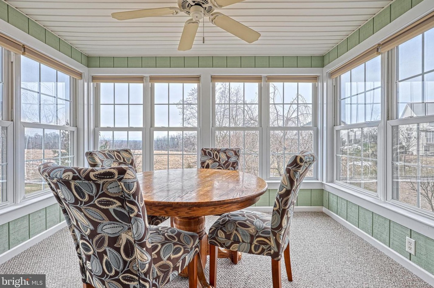 84 Cottonwood Ct, Carlisle PA  17013-8137 exterior