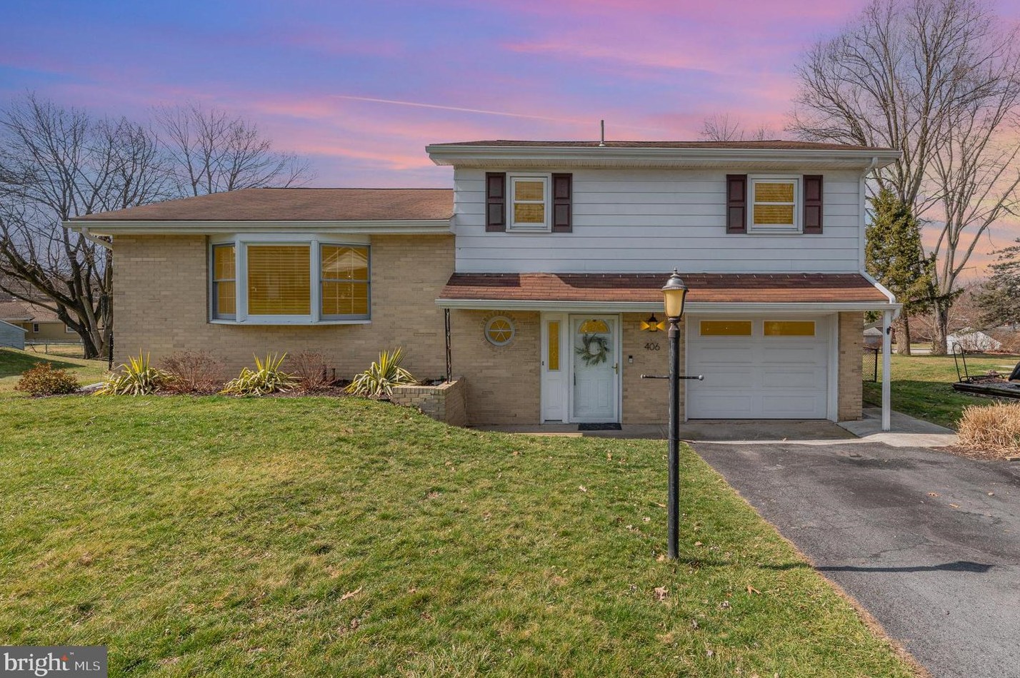 406 Reservoir Rd, Navy Sup Dpt, PA 17055