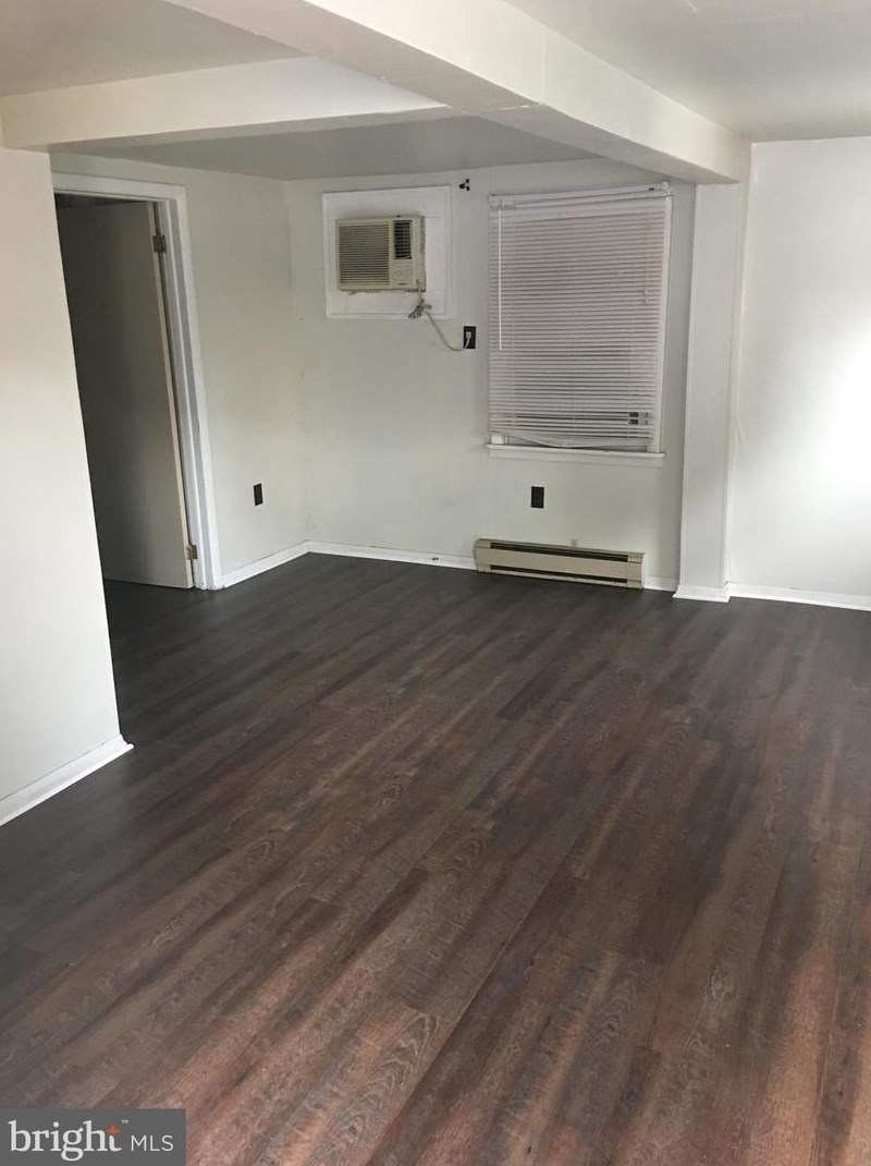 403 W Marble St #c, Navy Sup Dpt, PA 17055