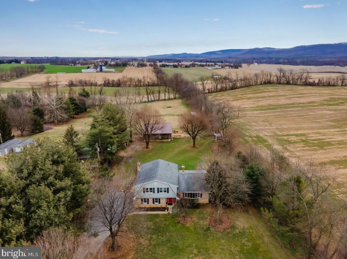 35 Church Rd, Carlisle PA  17015-9332 exterior