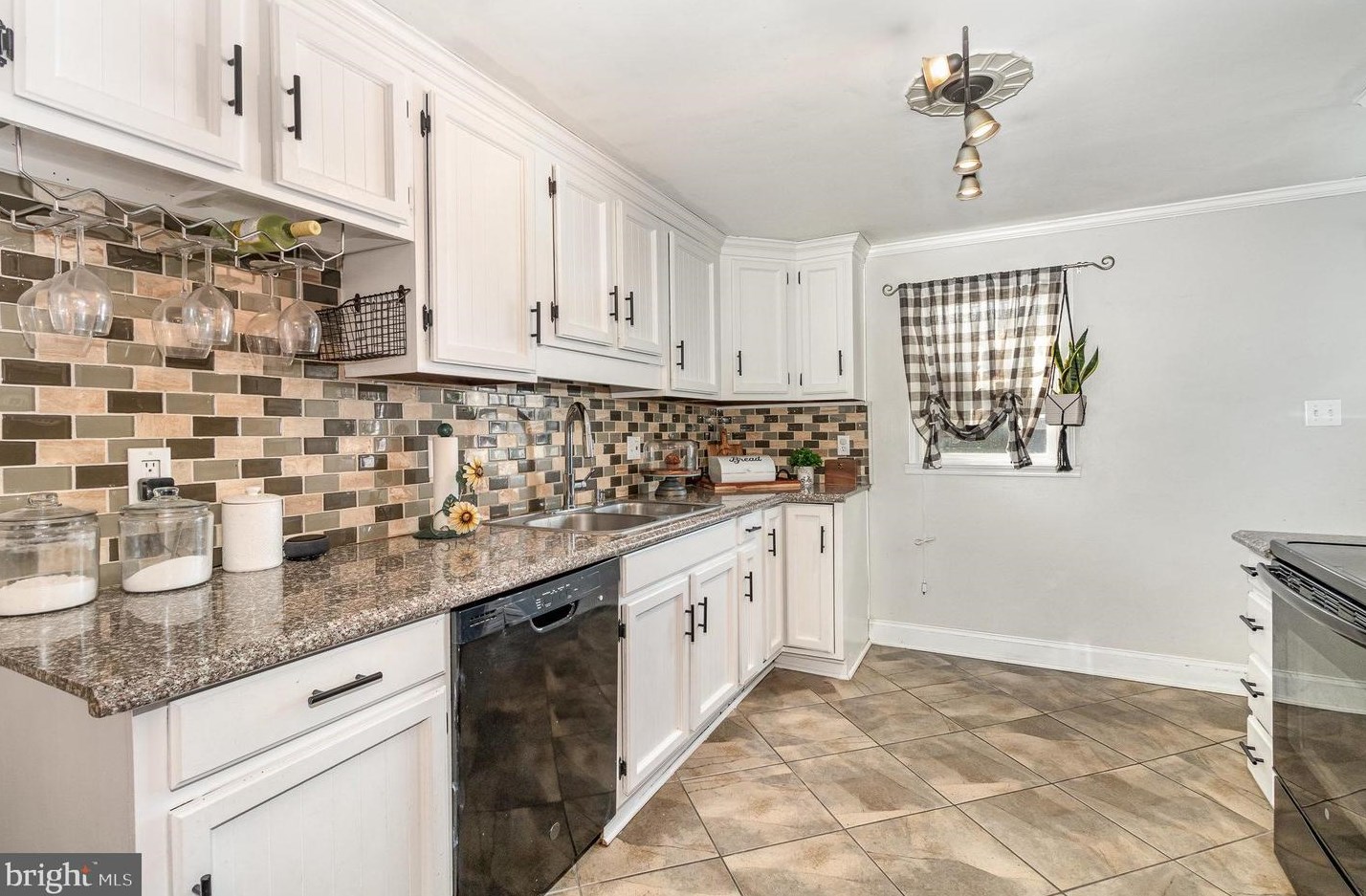 1001 Pitt St, Carlisle PA  17013-1427 exterior