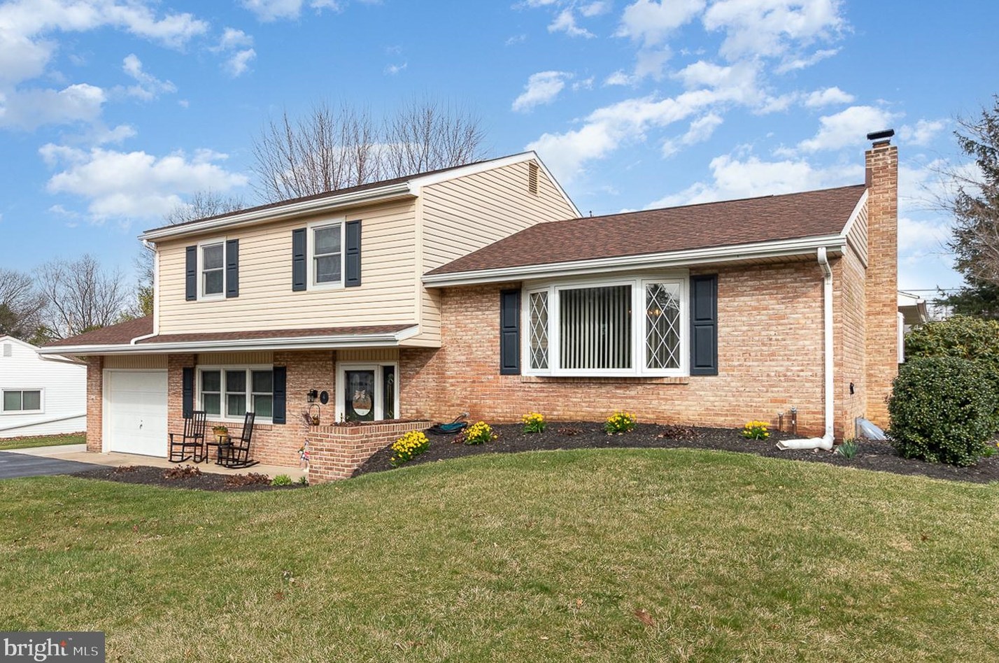 4 Big Horn Ave, Navy Sup Dpt, PA 17055-5515