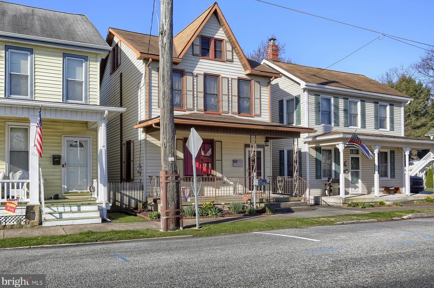 102 S 2nd St, Lemoyne, PA 17043