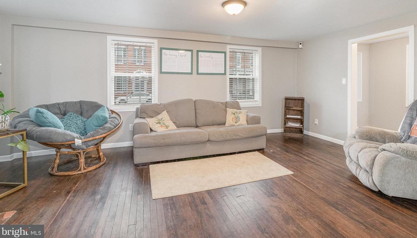 261 Hanover St, Carlisle PA  17013-3905 exterior