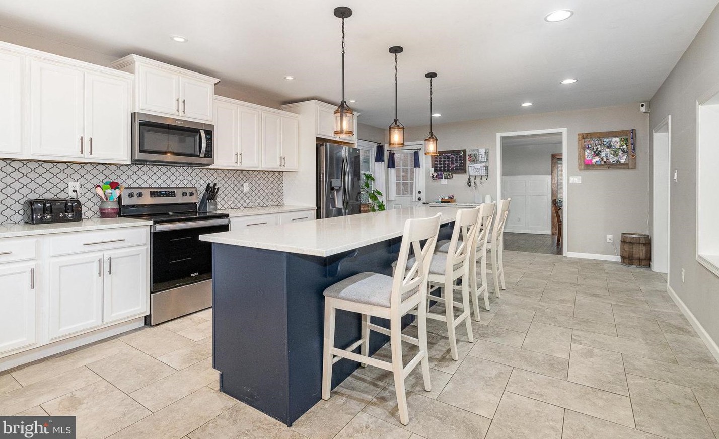 261 Hanover St, Carlisle PA  17013-3905 exterior