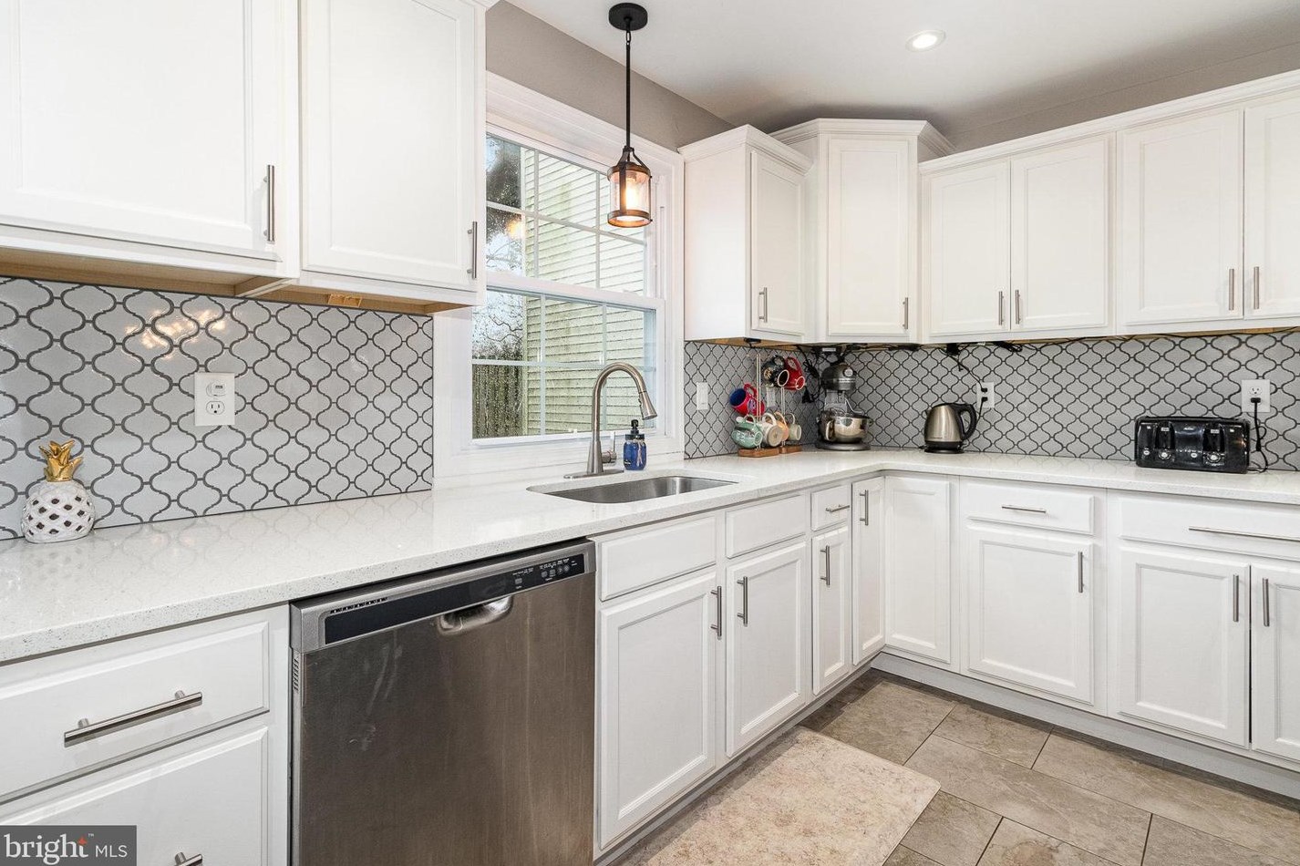 261 Hanover St, Carlisle PA  17013-3905 exterior