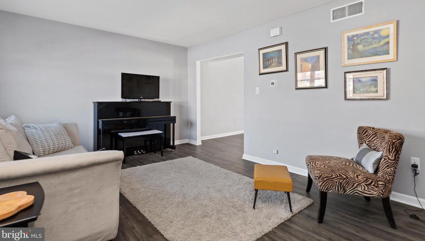 107 Wyncote Ct, Navy Sup Dpt, PA 17055-5652