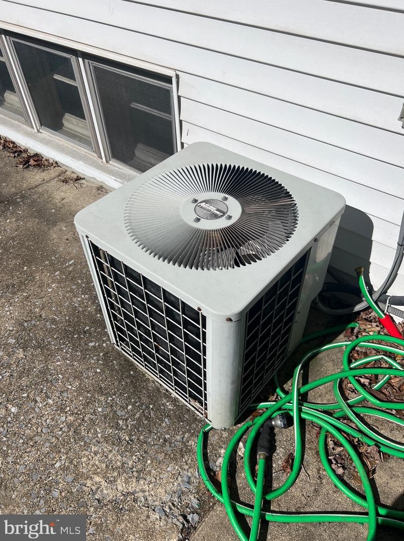 640 Walton St, Lemoyne PA  17043-2032 exterior