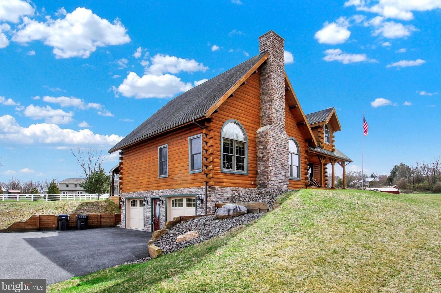 1241 Myerstown Rd, Toland, PA 17324