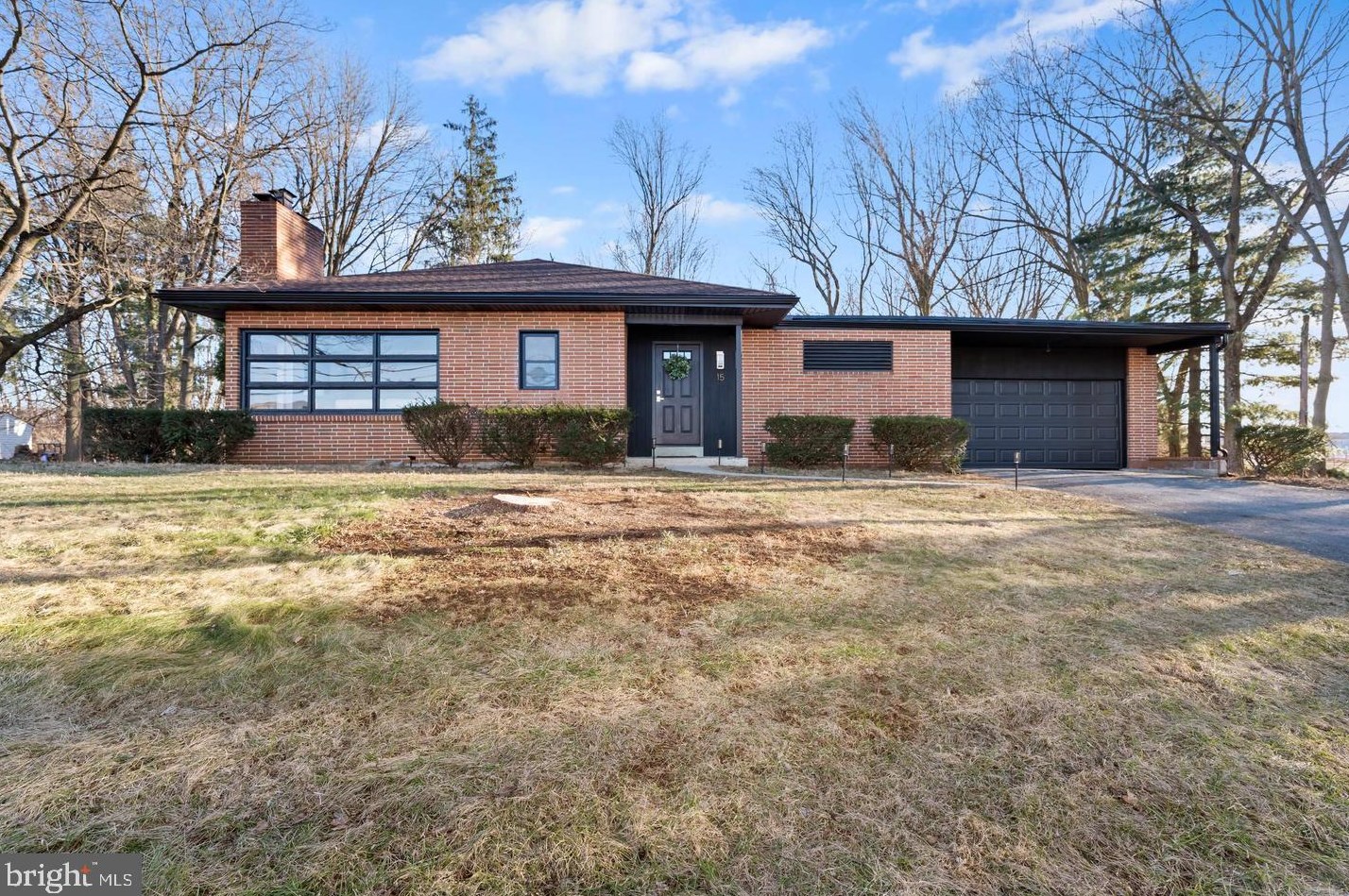 15 Woods Dr, Navy Sup Dpt, PA 17050