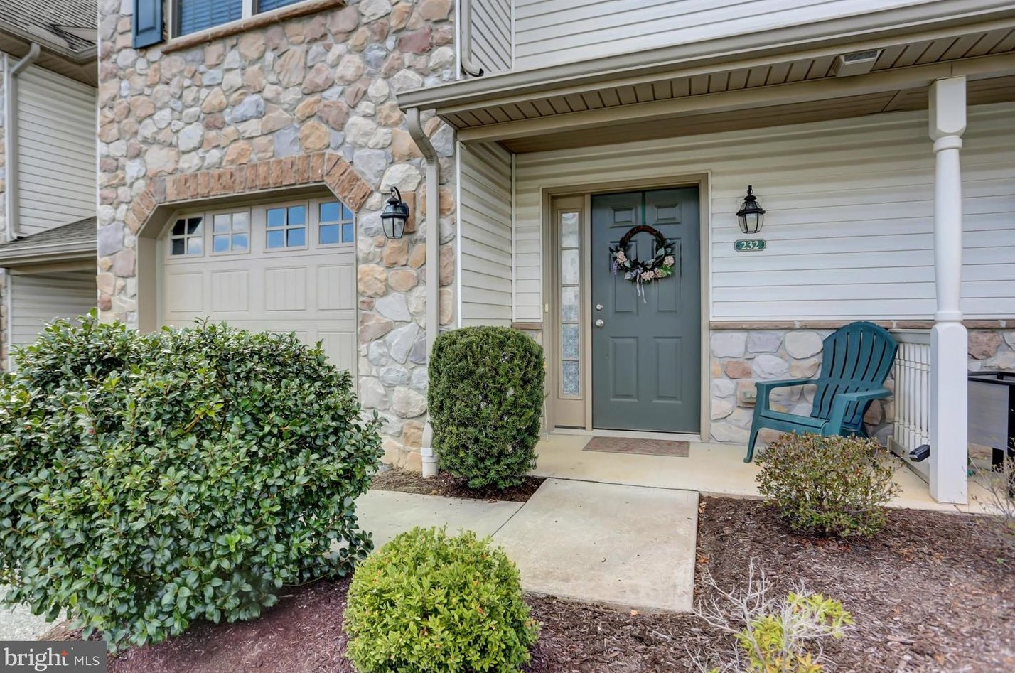 232 Melbourne Ln, Navy Sup Dpt, PA 17055