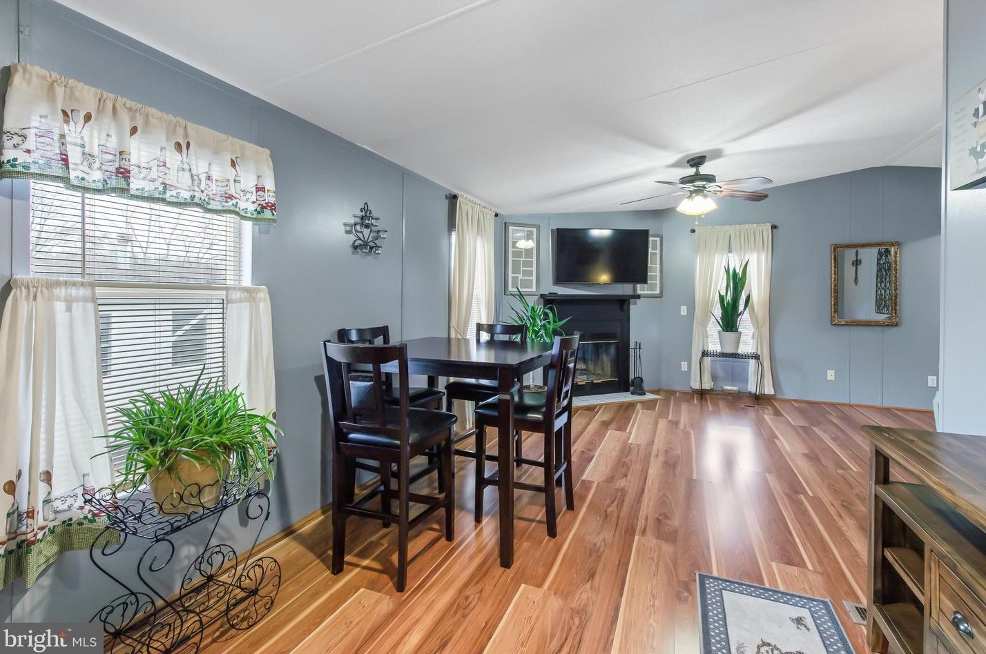 17 Cherry Ln, Carlisle PA 17015-7852 exterior