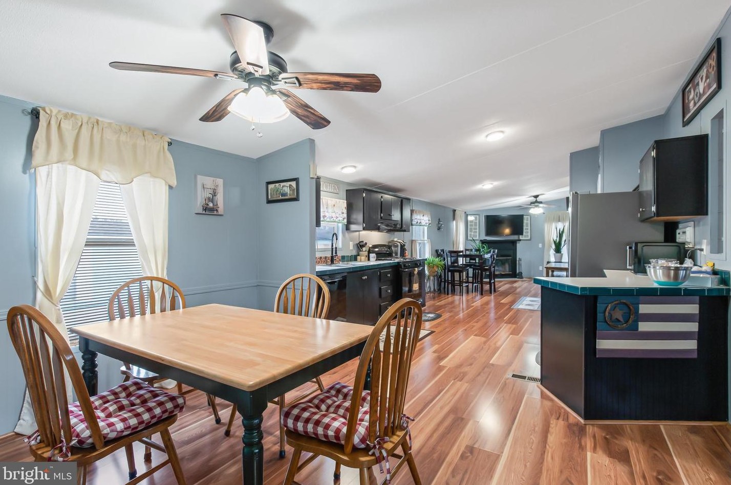 17 Cherry Ln, Carlisle PA 17015-7852 exterior