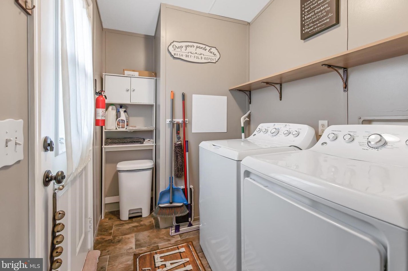 17 Cherry Ln, Carlisle PA 17015-7852 exterior