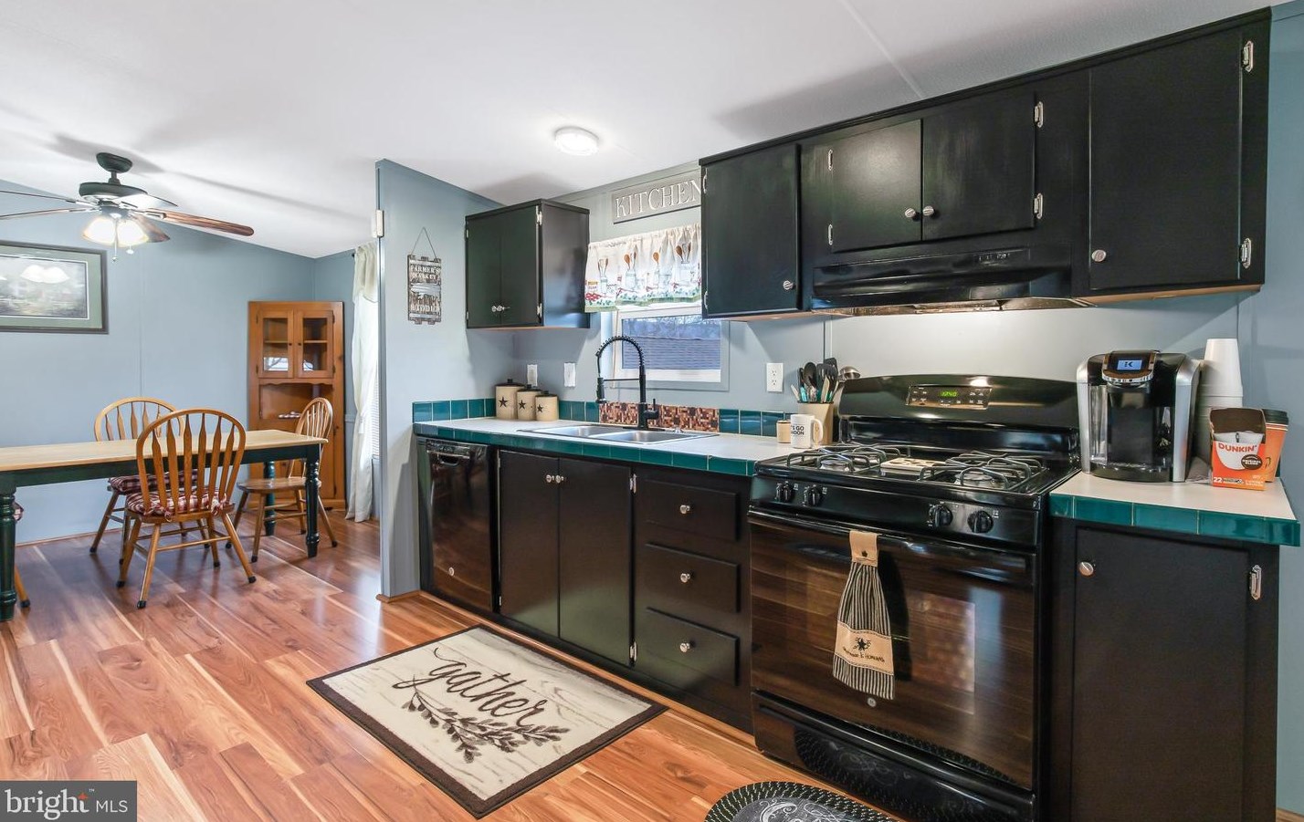 17 Cherry Ln, Carlisle PA 17015-7852 exterior