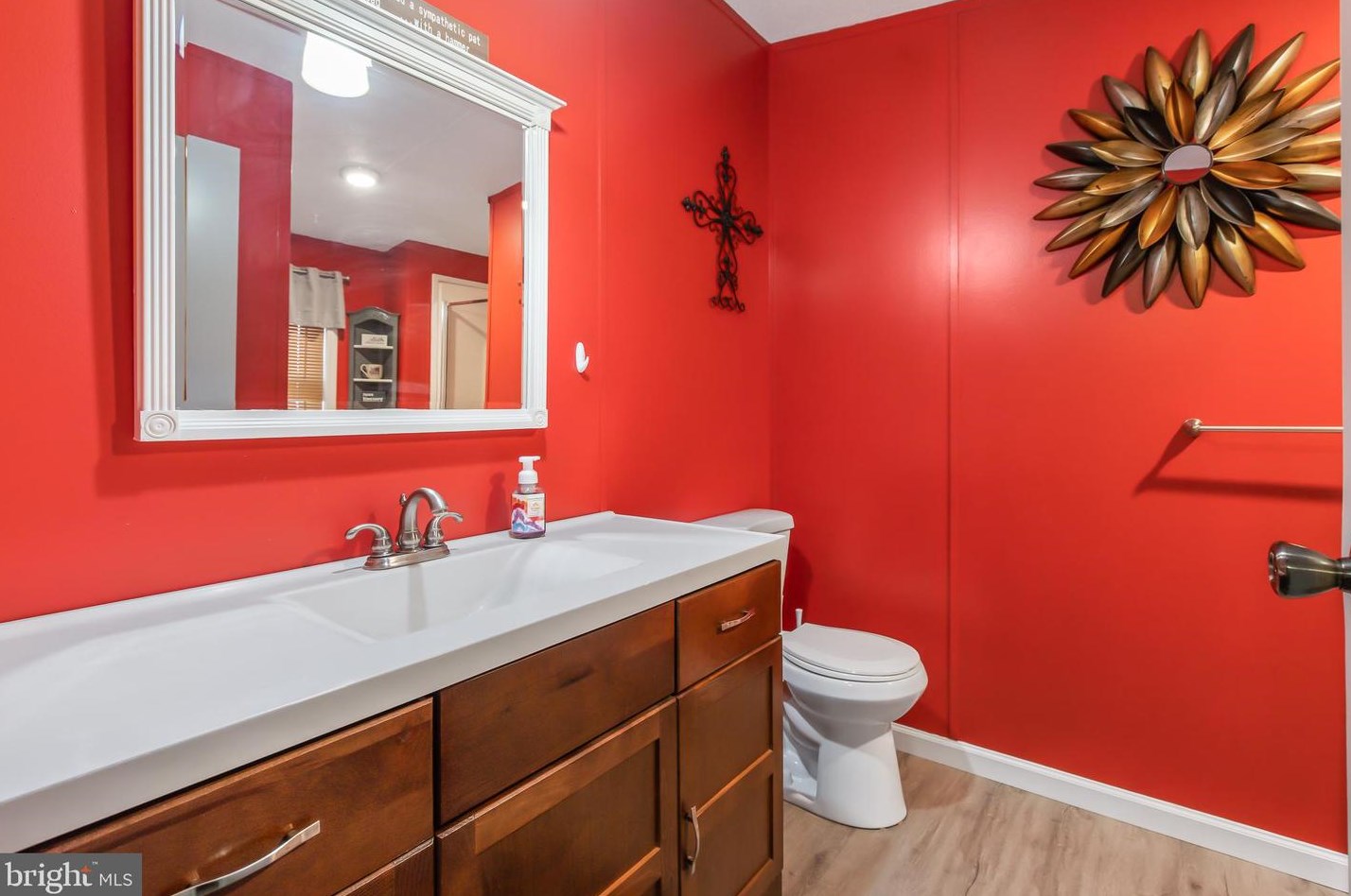 17 Cherry Ln, Carlisle PA 17015-7852 exterior