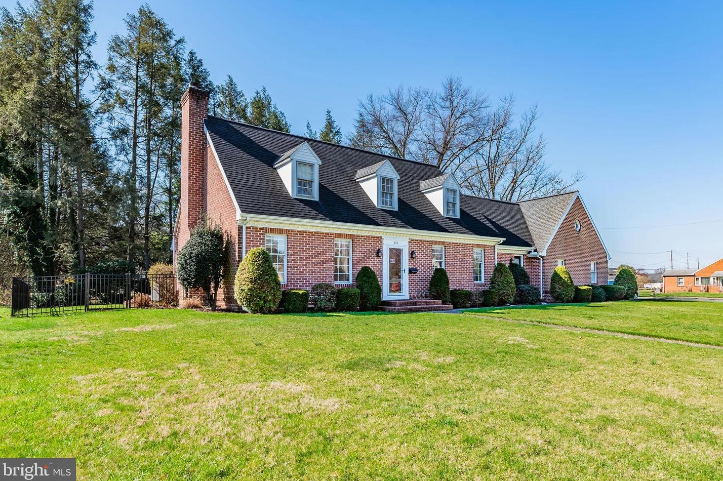 846 W South St, Carlisle, PA 17013