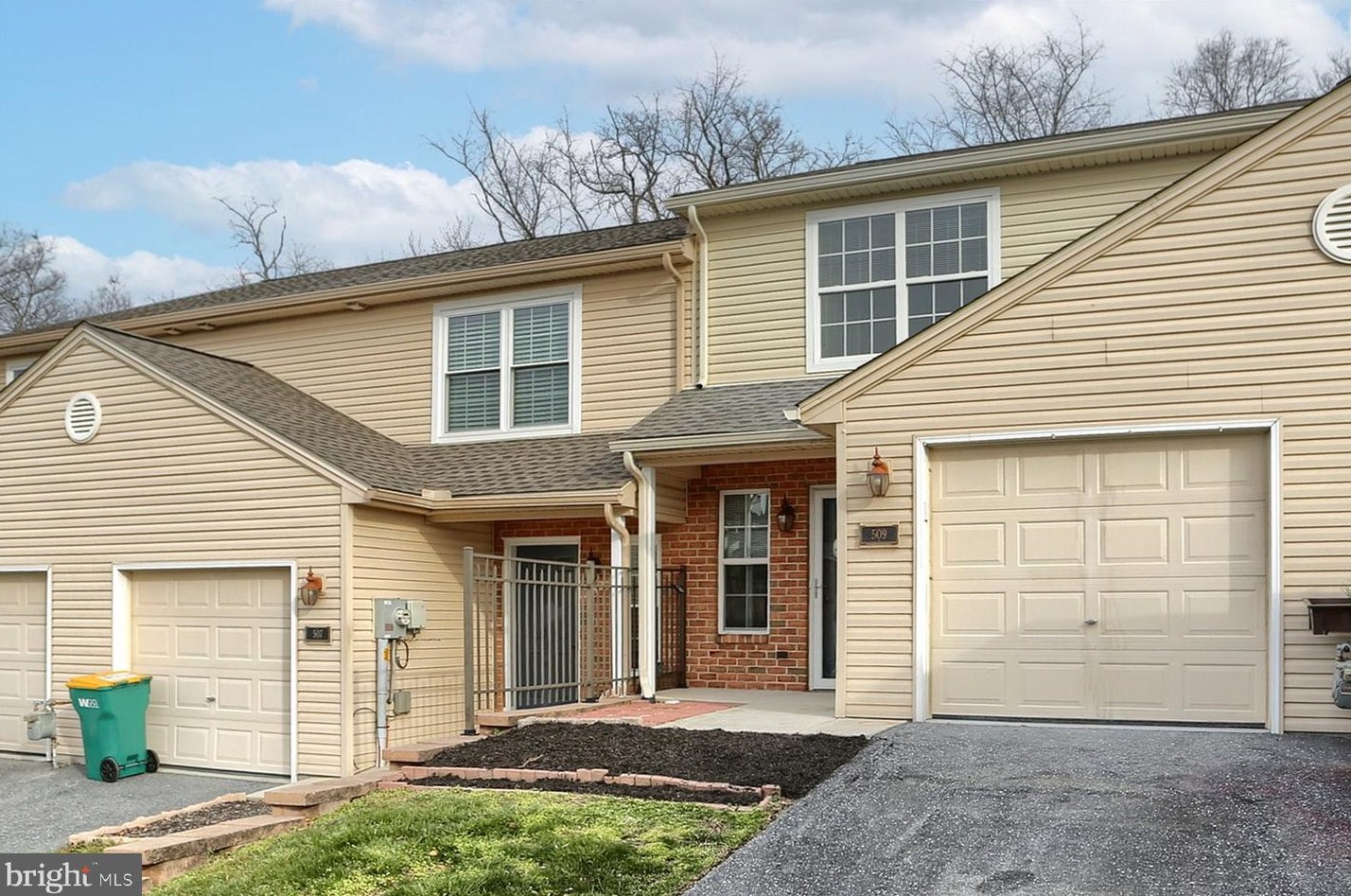 509 Dakemich Ct, West Enola, PA 17025-2556