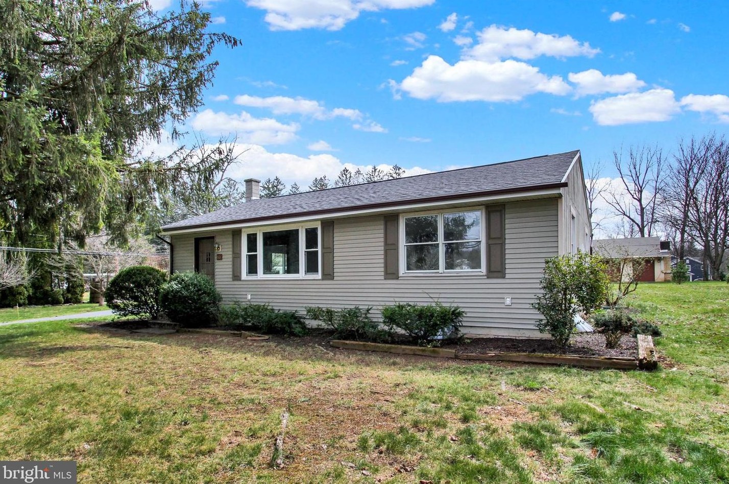 801 Grantham Rd, Grantham PA  17027-6600 exterior