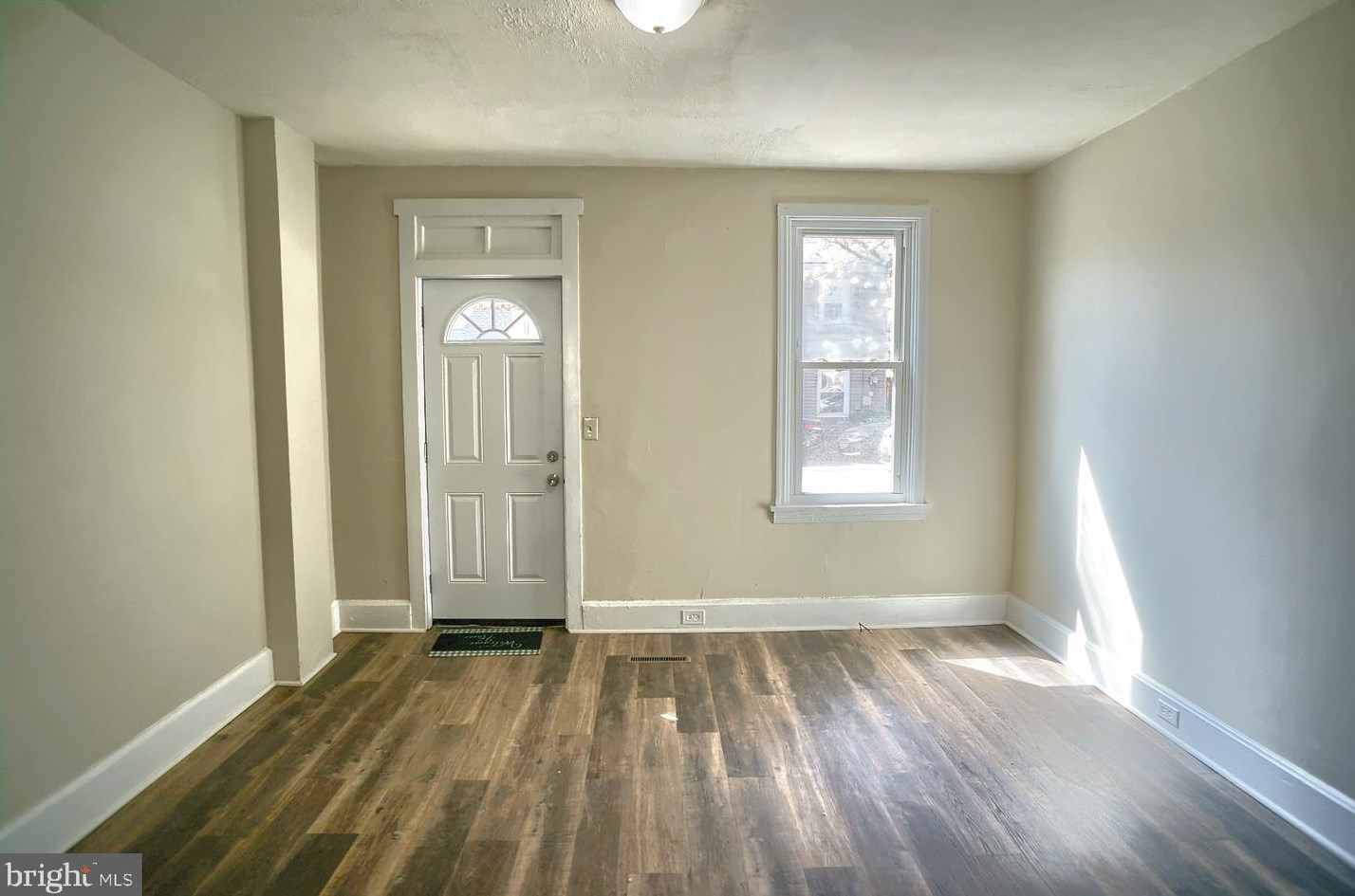 175 E North St, Carlisle, PA 17013