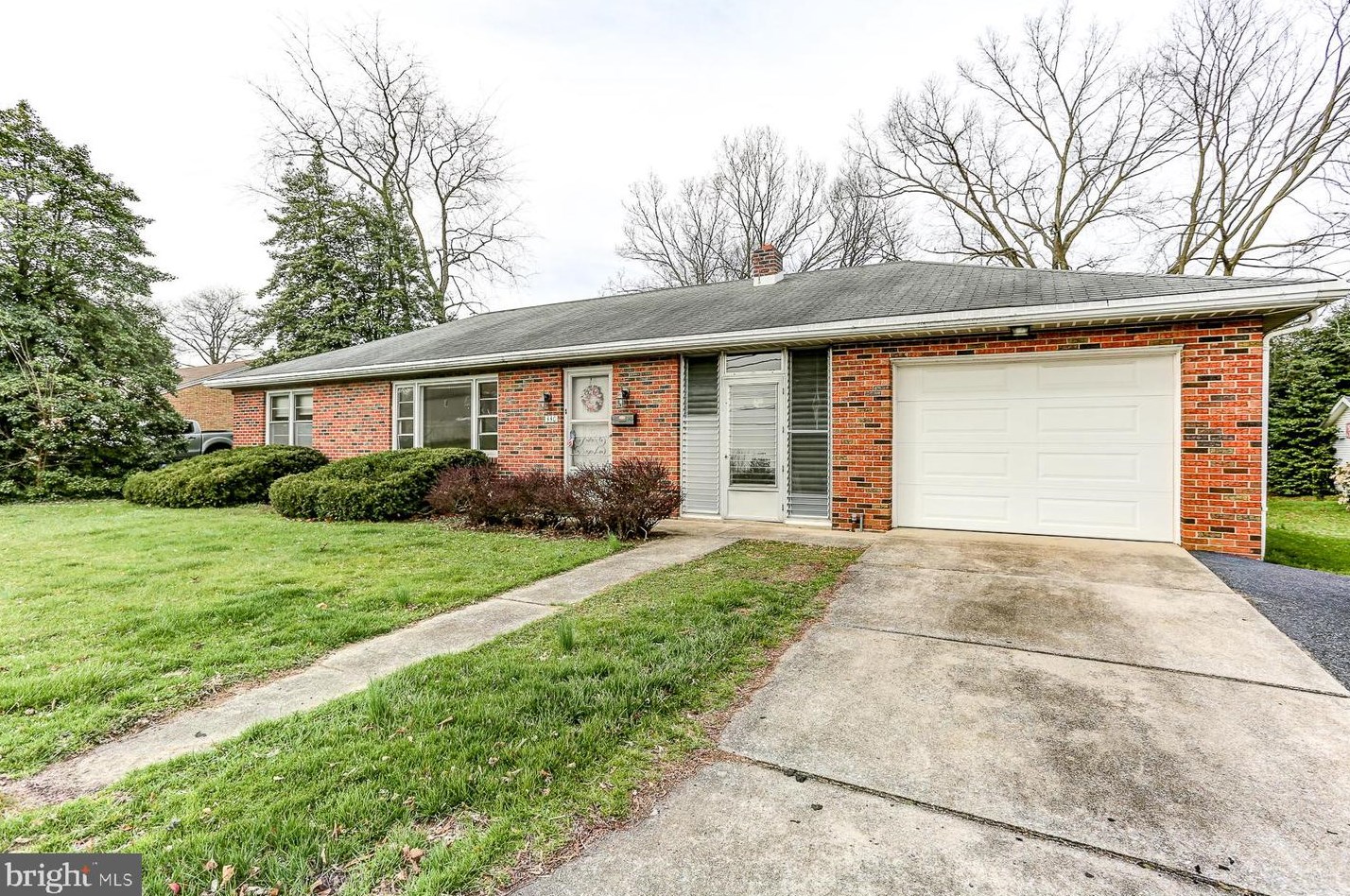 330 N 21st St, Camp Hill, PA 17011