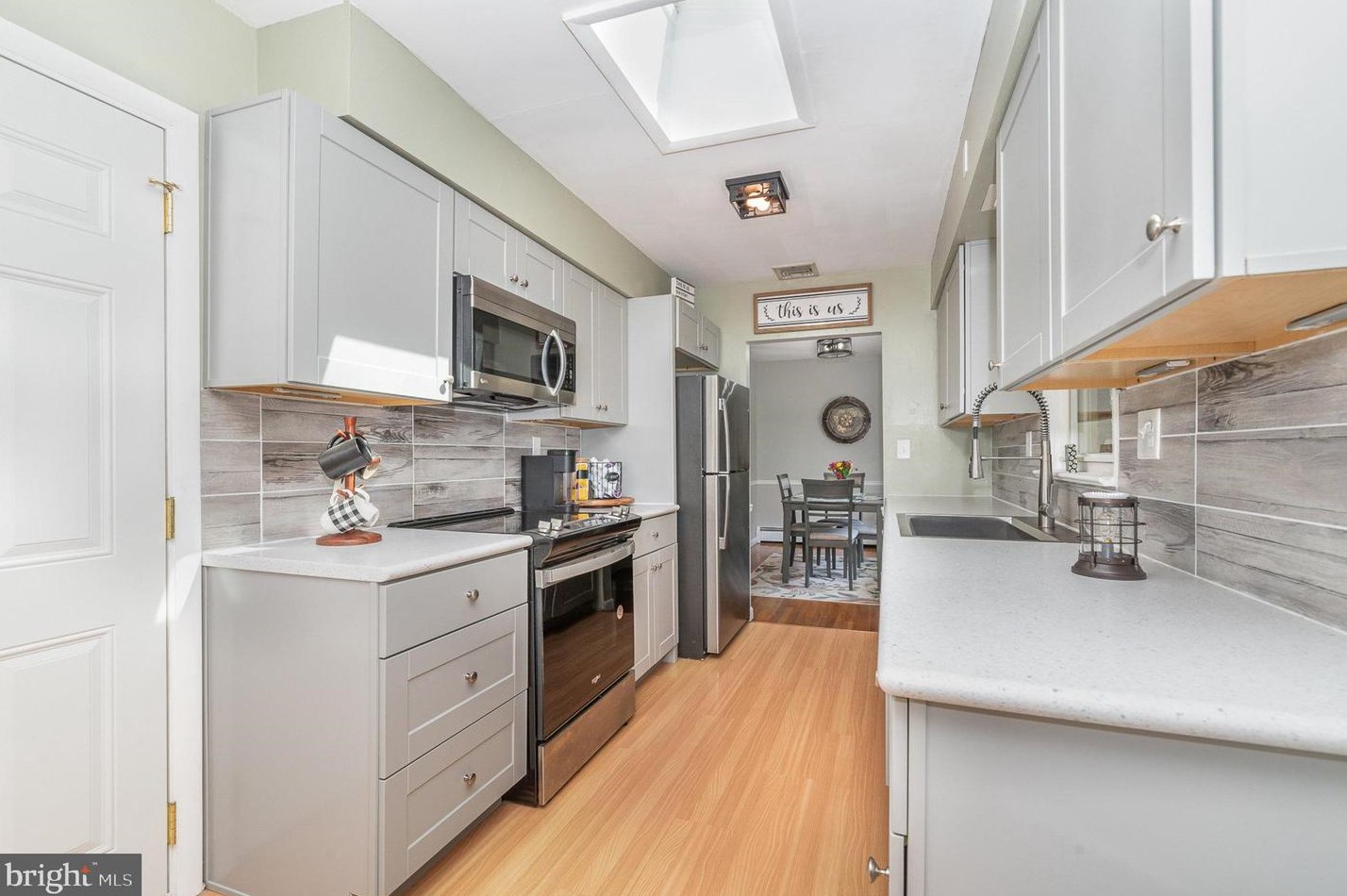 6407 Glenwood St, Navy Sup Dpt PA  17050-1912 exterior