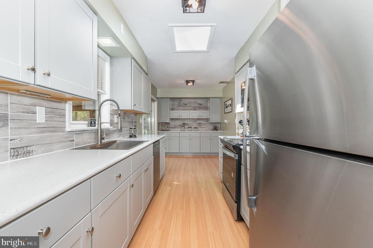 6407 Glenwood St, Navy Sup Dpt PA  17050-1912 exterior