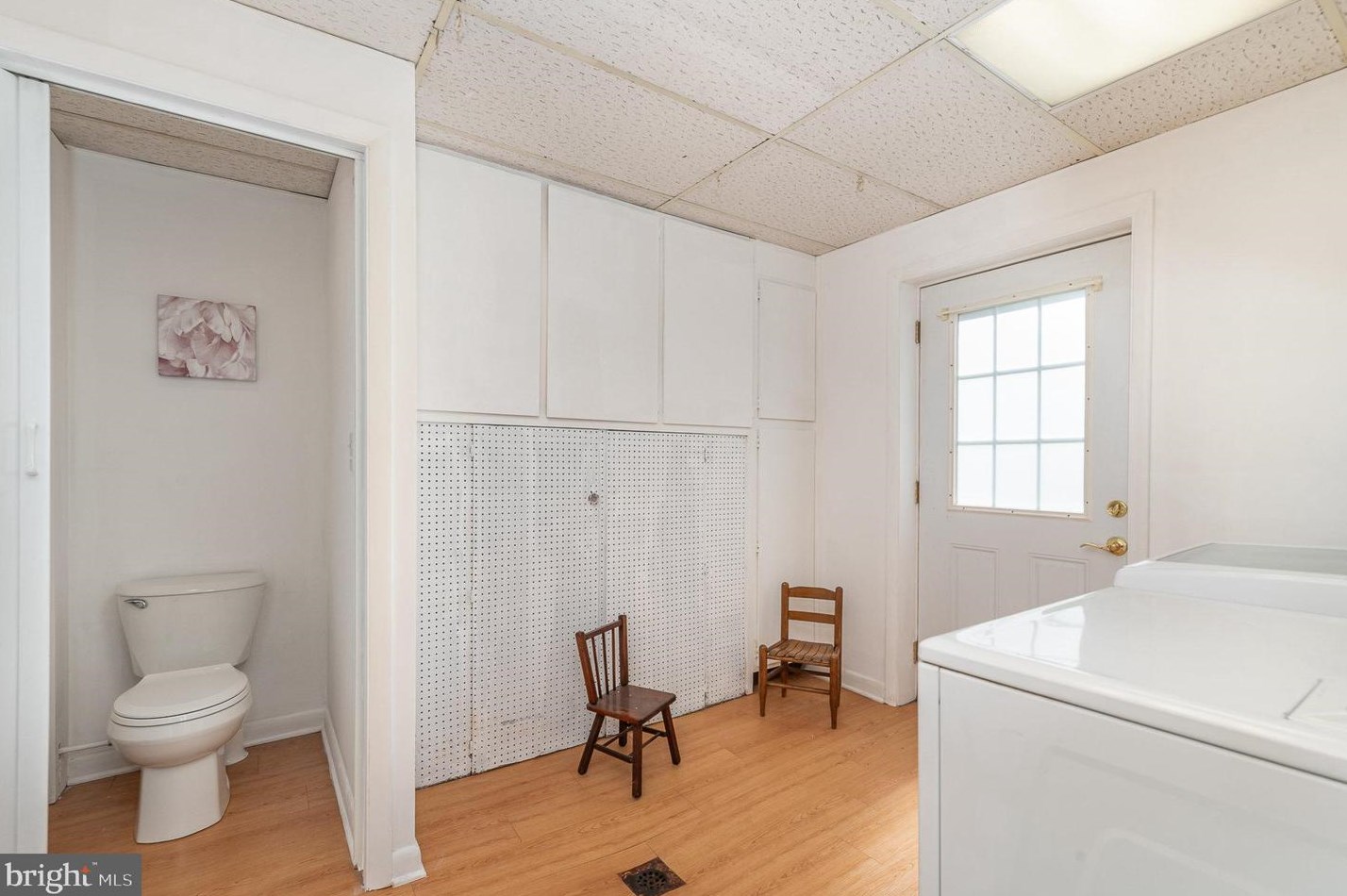 6407 Glenwood St, Navy Sup Dpt PA  17050-1912 exterior