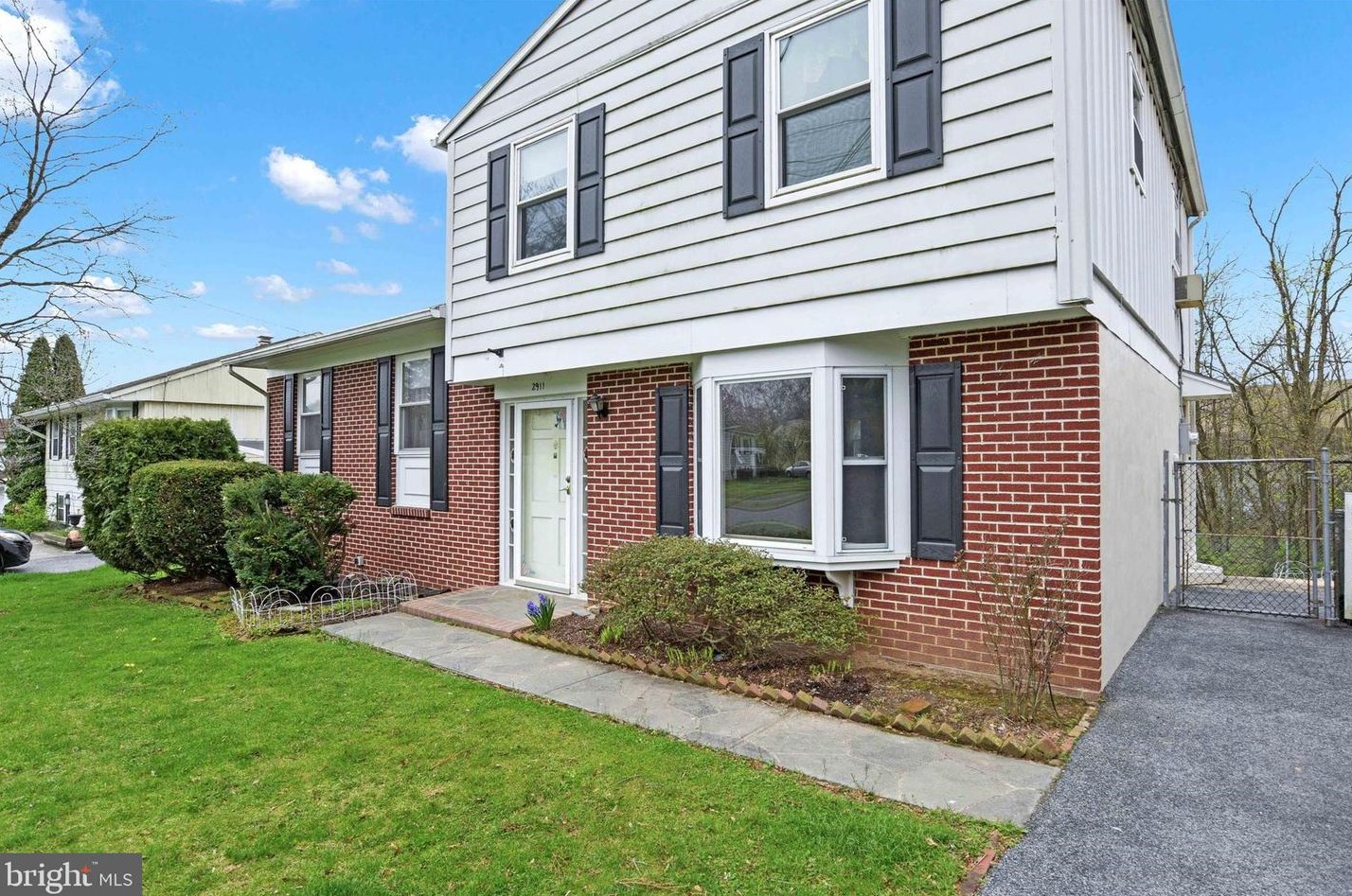 2911 Glenwood Rd, Camp Hill, PA 17011
