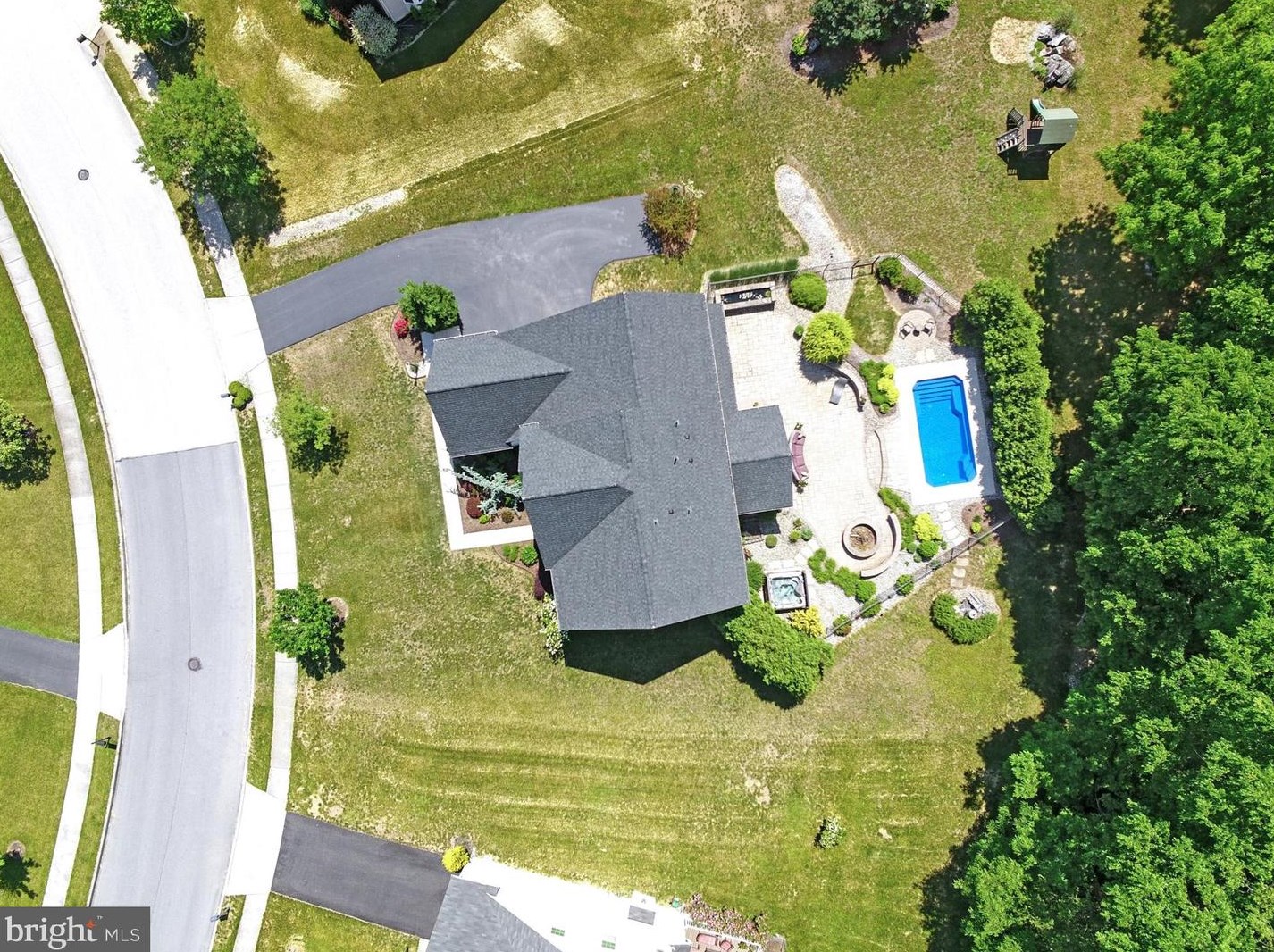 147 Warm Sunday Way, Navy Sup Dpt PA 17050-3802 exterior