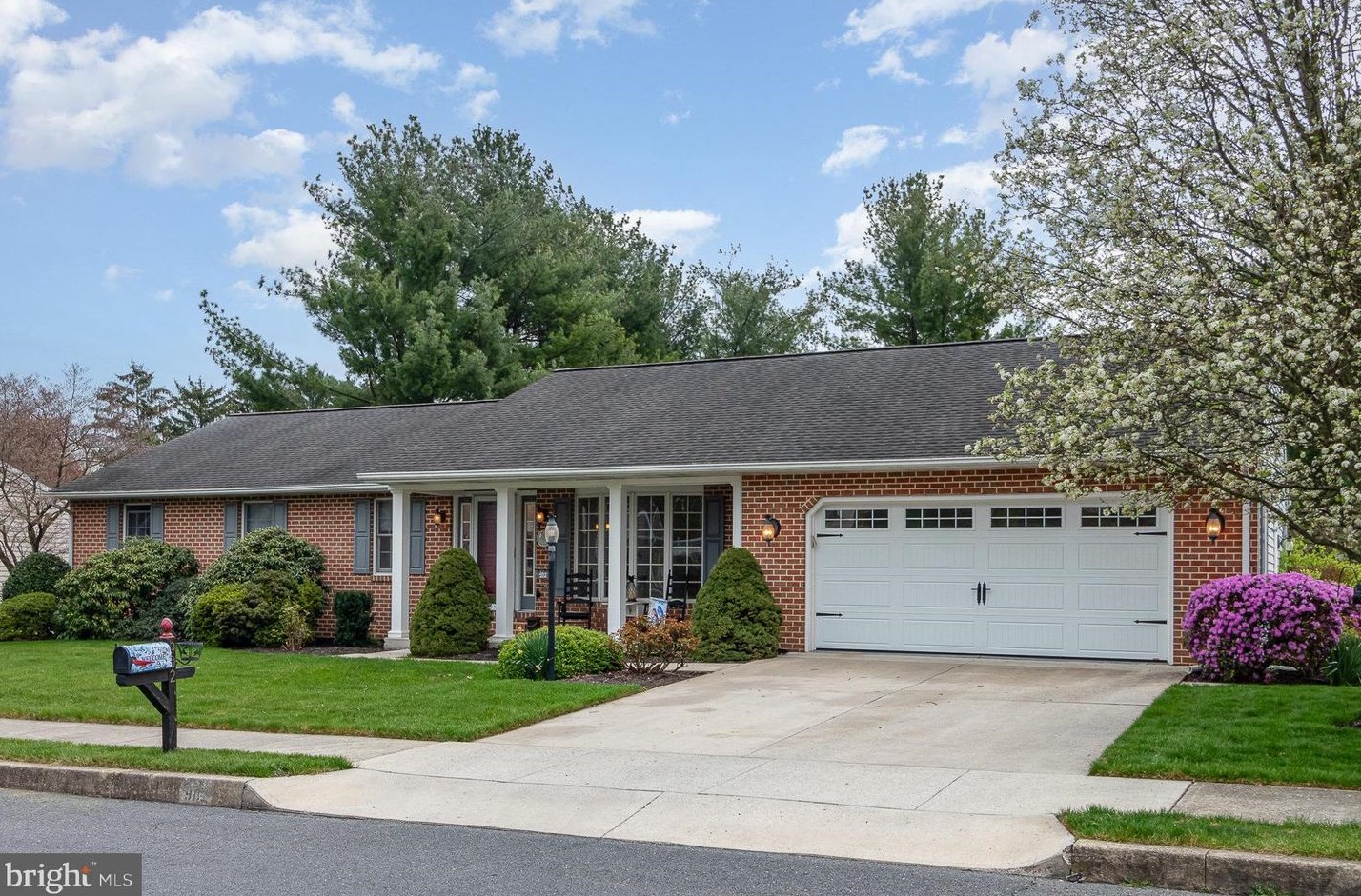 902 Loring Ln, Navy Sup Dpt, PA 17055-4000