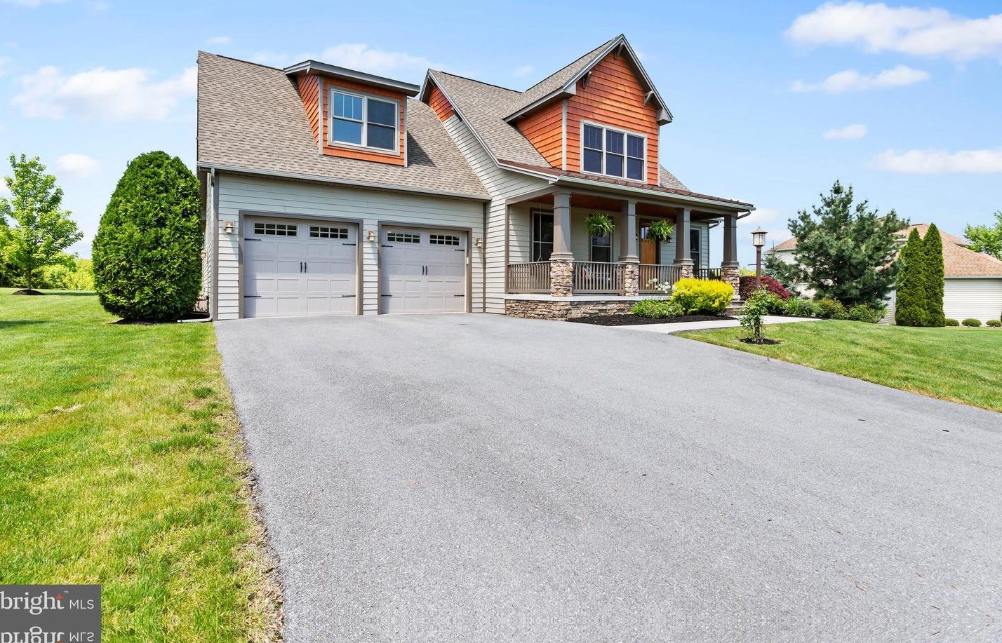 25 Morgan Dr, Carlisle PA  17015-7914 exterior