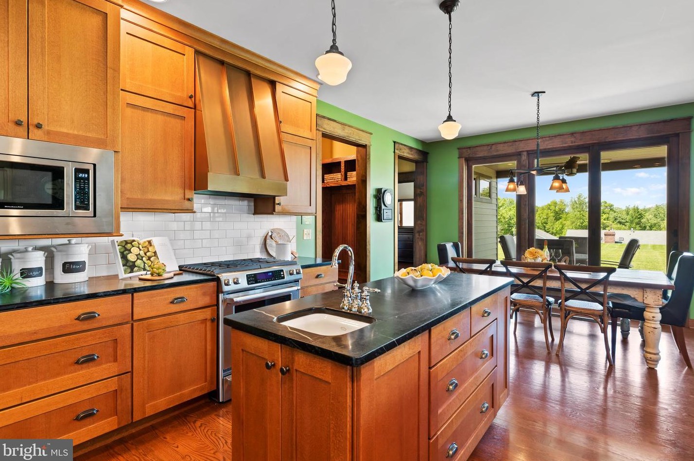 25 Morgan Dr, Carlisle PA  17015-7914 exterior