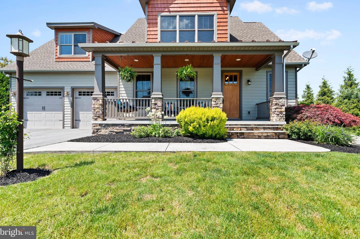 25 Morgan Dr, Carlisle PA  17015-7914 exterior