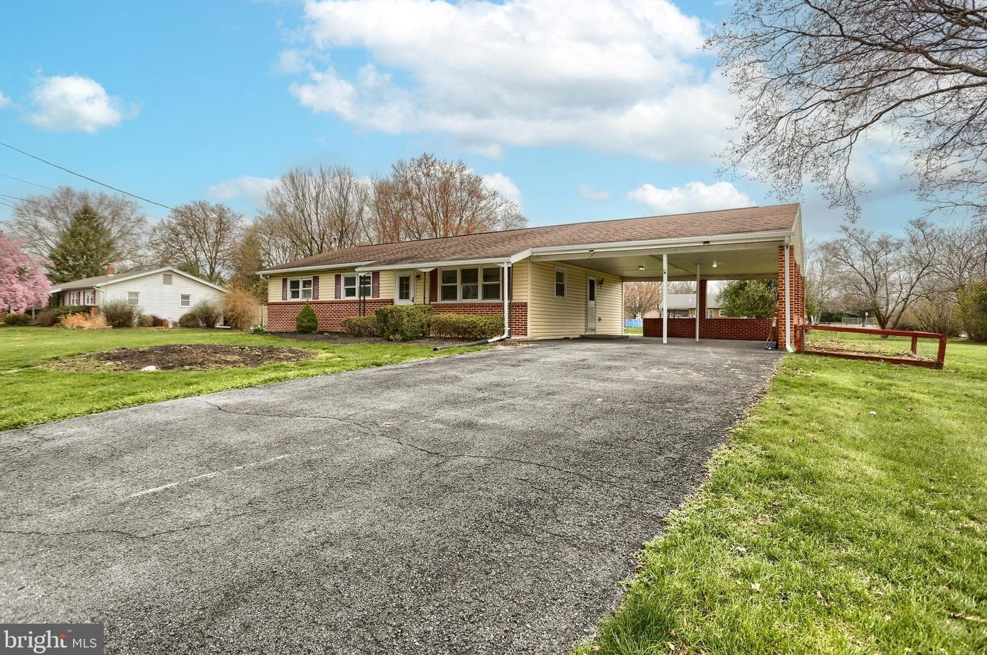 424 Linden St, Navy Sup Dpt, PA 17050-2826