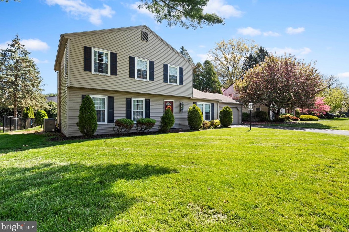 6111 Westover Dr, Navy Sup Dpt, PA 17050-2373