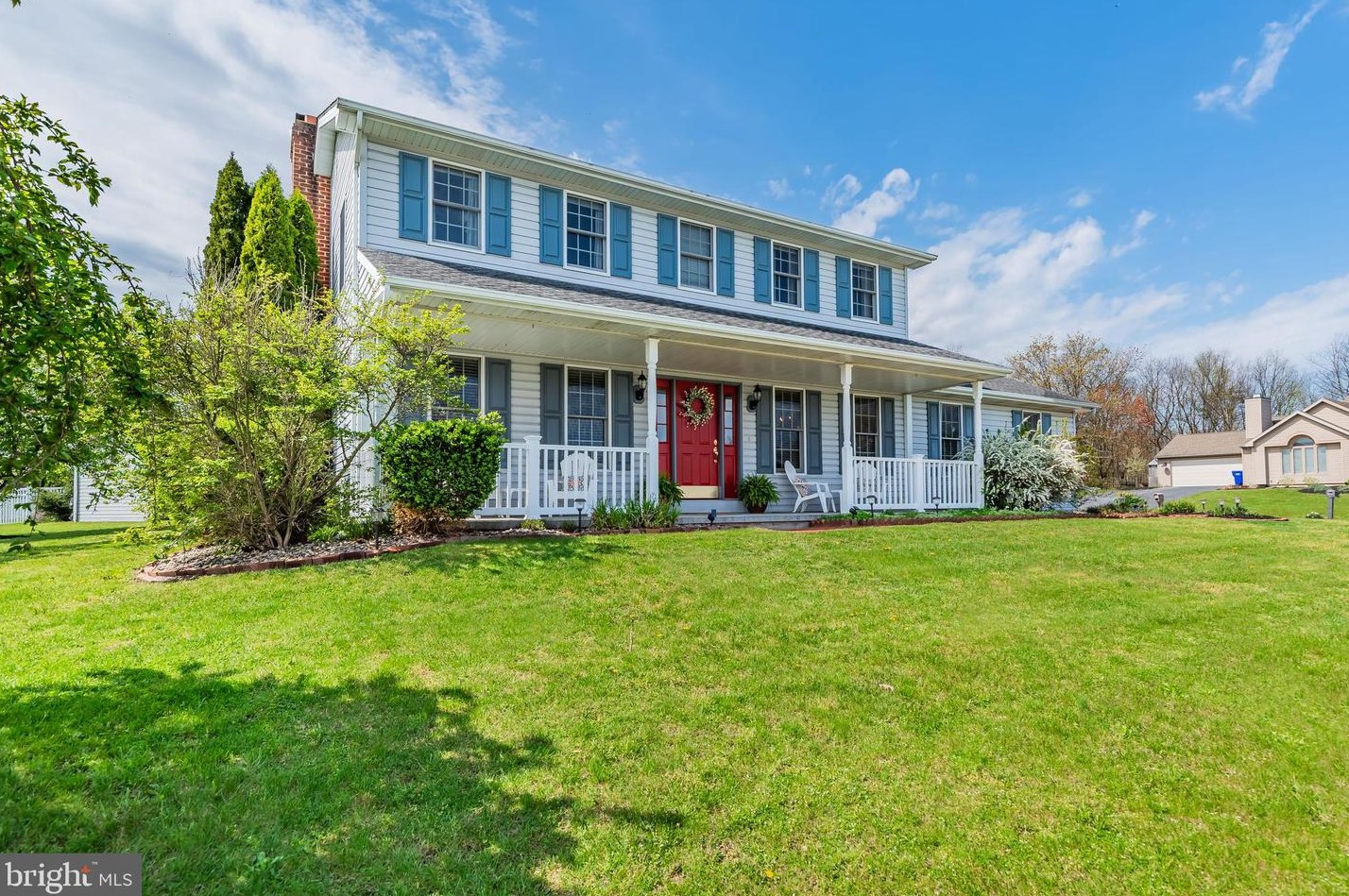 21 Teaberry Dr, Carlisle, PA 17015-9042