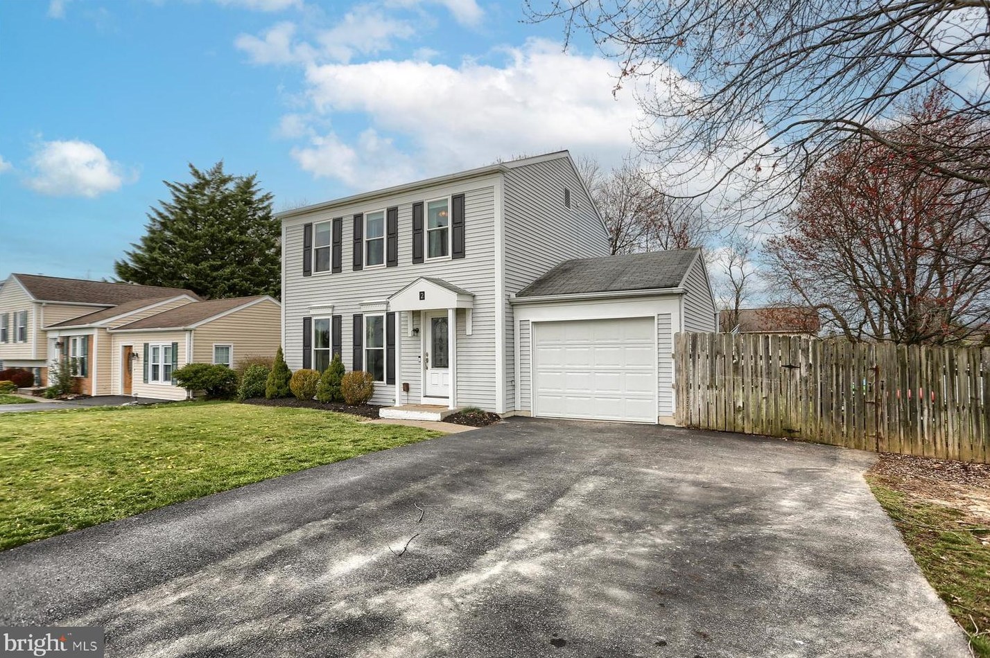 2 Bayberry Dr, Navy Sup Dpt, PA 17050-3172