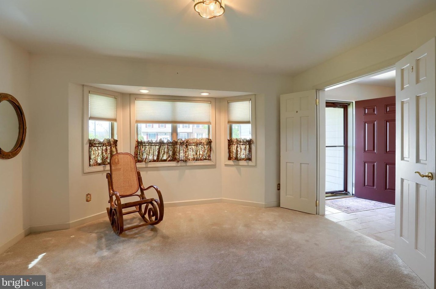 1207 Pheasant Dr, Carlisle PA 17013-1228 exterior