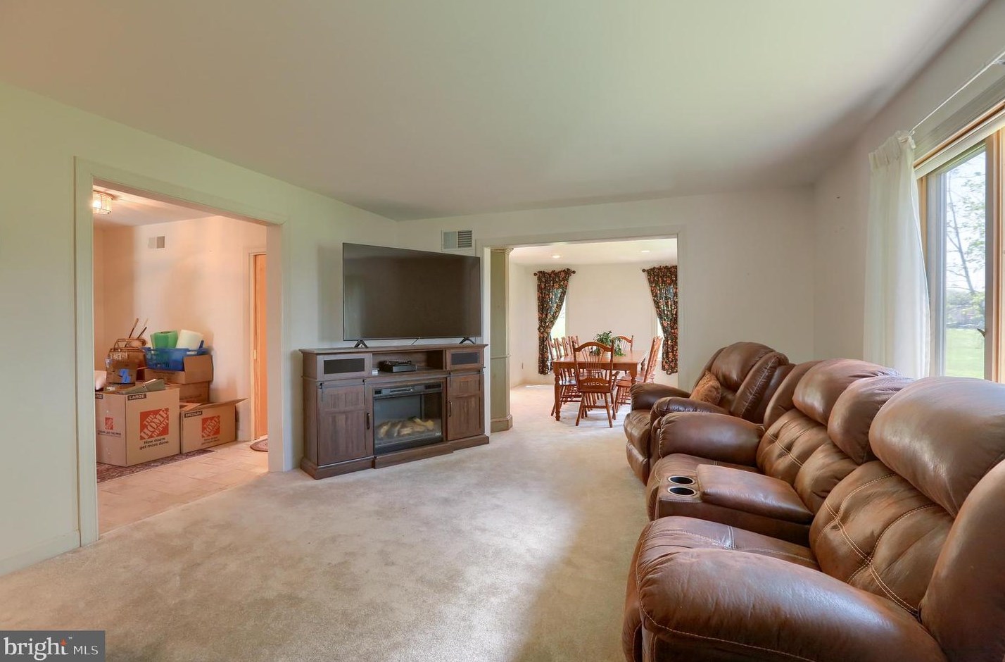 1207 Pheasant Dr, Carlisle PA 17013-1228 exterior