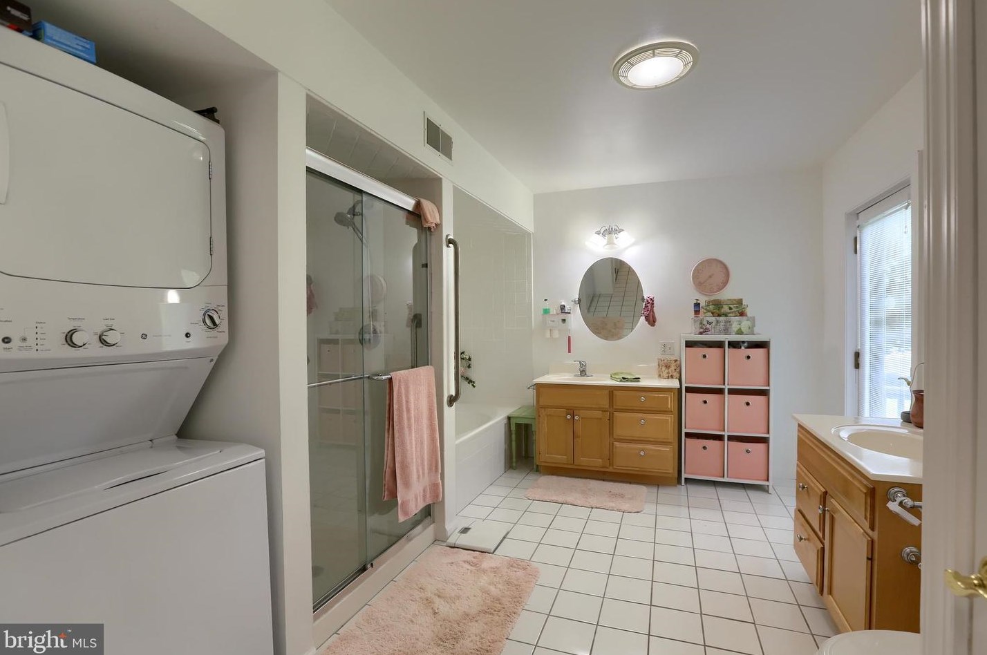 1207 Pheasant Dr, Carlisle PA 17013-1228 exterior