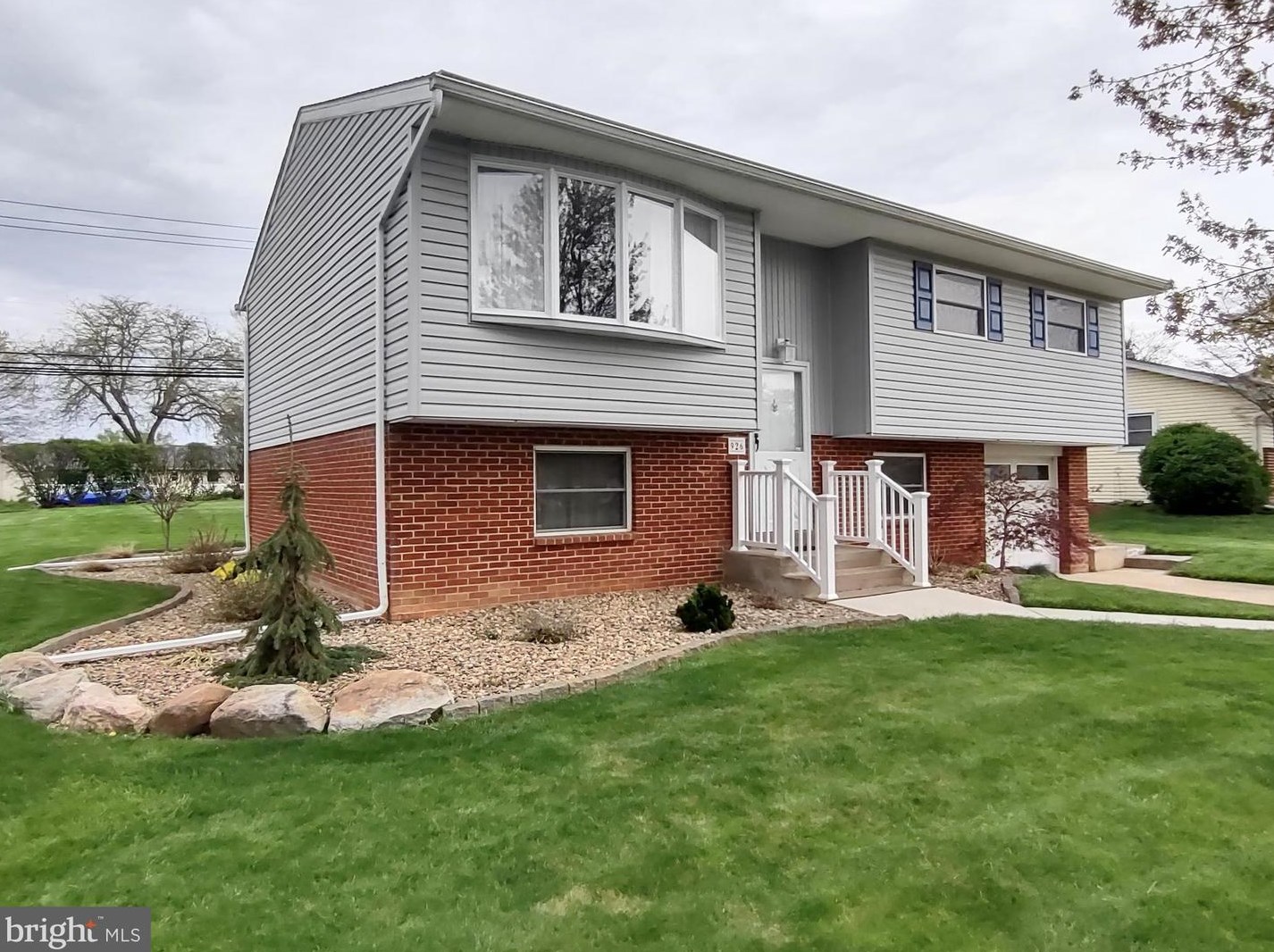 926 Emily Dr, Navy Sup Dpt, PA 17055-5707