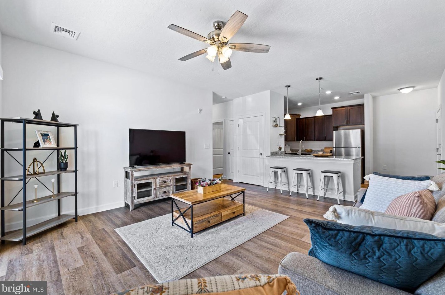 1201 Walnut Bottom Rd #8-205, Carlisle, PA 17015