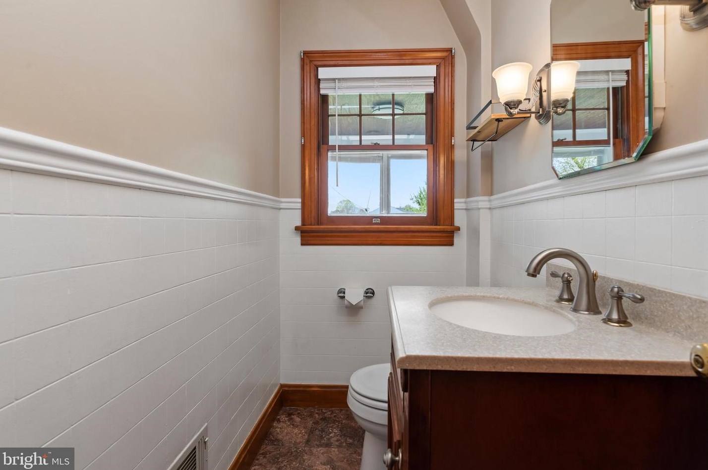 18 Meetinghouse Spg Rd, Carlisle PA  exterior